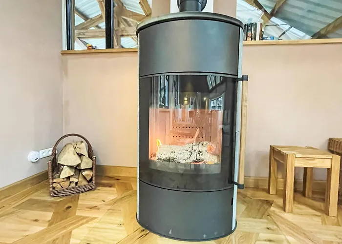 Glamping In Der Orangerie By Interhome شاليه Heyda