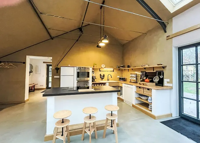 Glamping In Der Orangerie By Interhome *